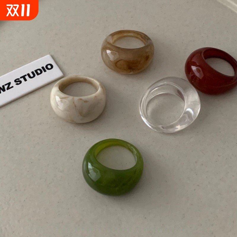 小众设计复古树脂圆弧宽面戒指女2025新款简约个性高级感指环配饰