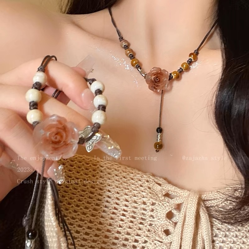 陶瓷玫瑰花编织项链女2024年新款