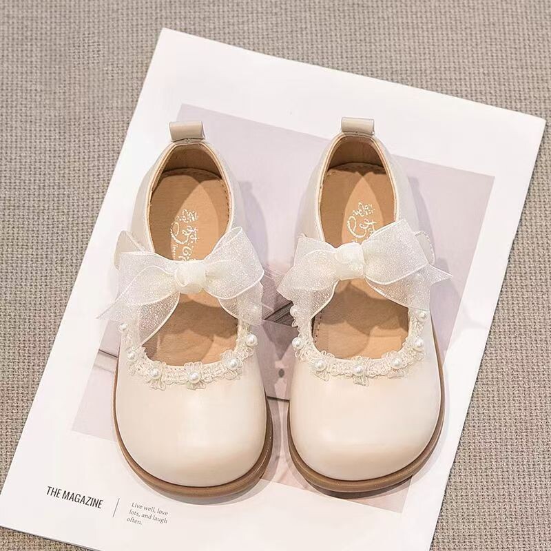 女童公主鞋2026新款儿童小皮鞋女宝配裙子白色鞋子软底礼服夏单鞋