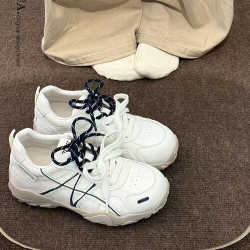 意尔康厚底内增高7cm德训鞋女