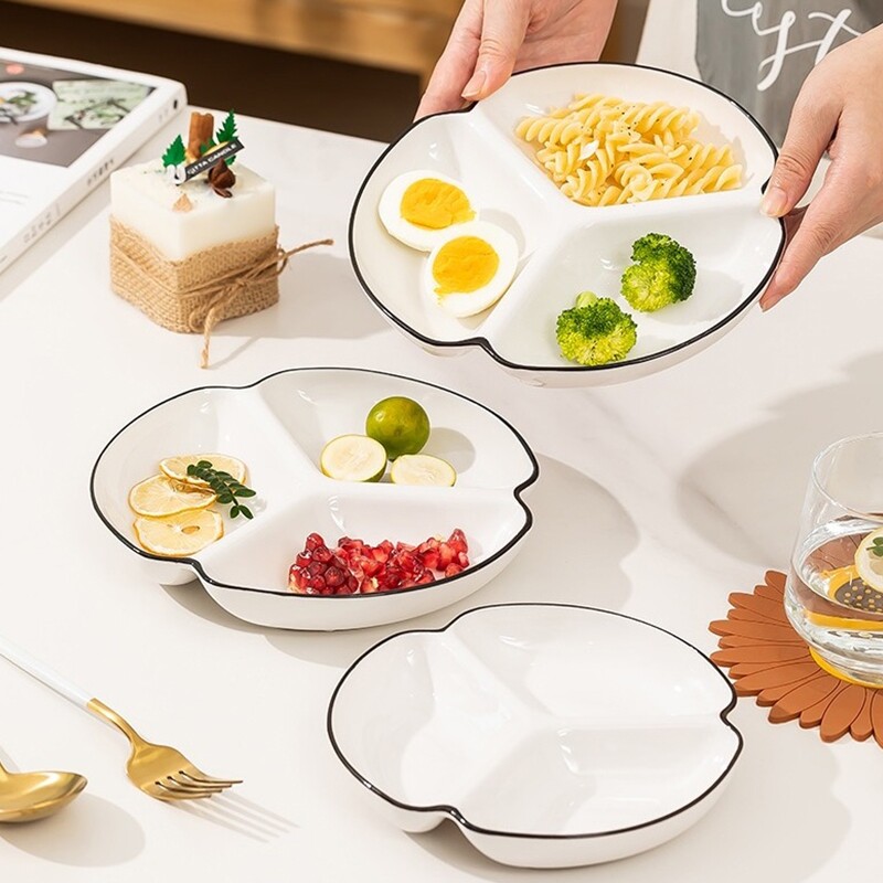 创意三格分餐盘家用陶瓷分格盘一人食成人早餐盘定量碟子减脂盘子