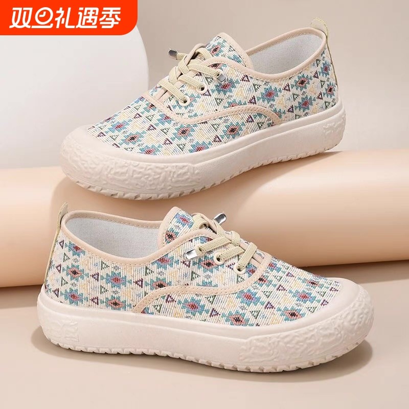 春秋厚底老北京布鞋女鞋不累脚休闲新款帆布鞋小香风渔夫鞋透气