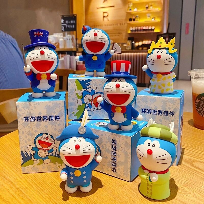 哆啦a梦环游世界盲盒潮玩动漫公仔手办桌面摆件车载玩偶生日礼物