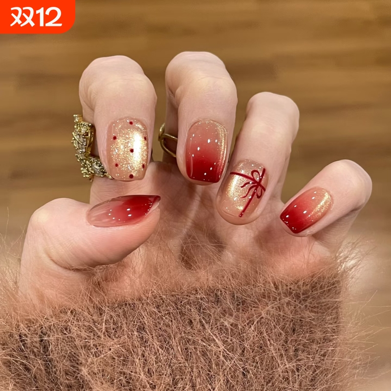 圣诞穿戴甲复古酒红波点猫眼蝴蝶结波点显白高级ins学生美甲贴片