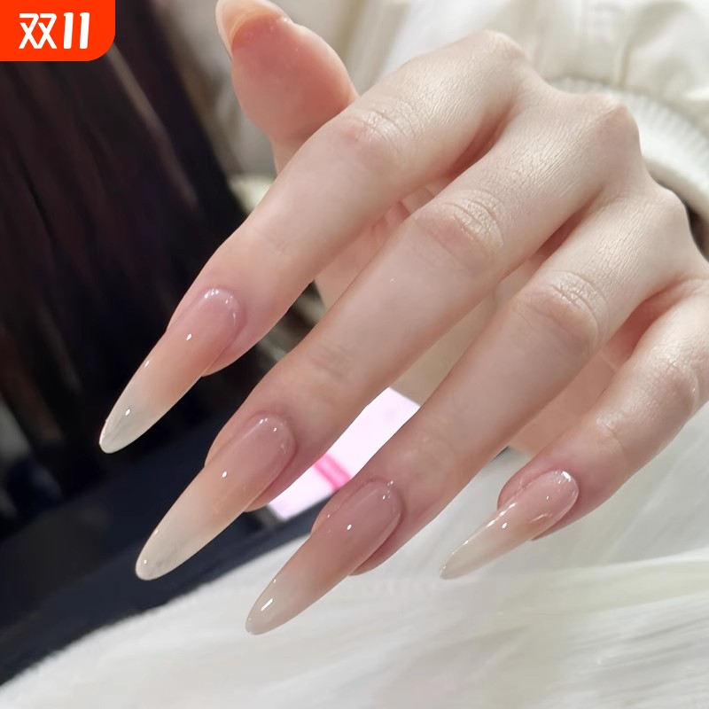 纯手工美甲穿戴甲裸色杏仁中长款指甲贴片2025新款新娘高级感显白