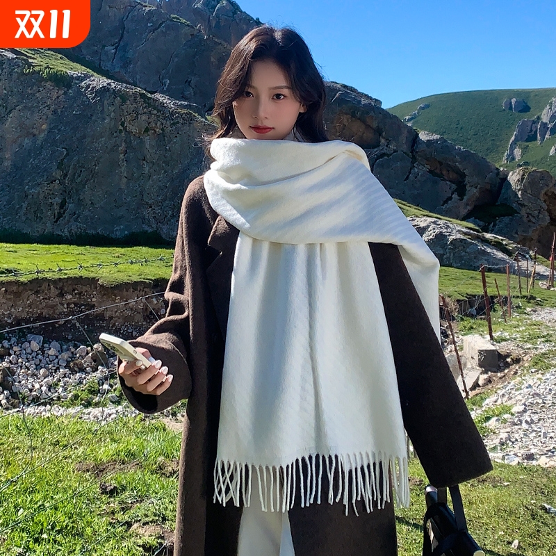 秋冬女士纯色仿羊毛围巾披肩保暖新款流苏护颈围脖礼物黑色紫色