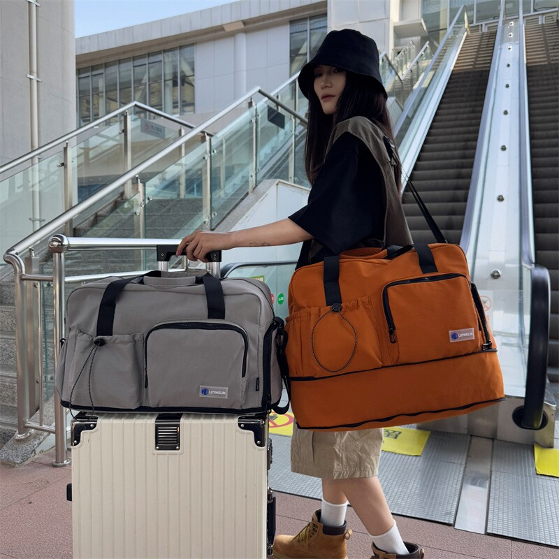 短途旅行包女轻便手提大容量运动健身包学生住校装衣服旅游行李包