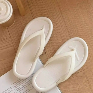 春夏厚底人字拖女新款 居家室内简约风休闲沙滩防滑平底 时尚