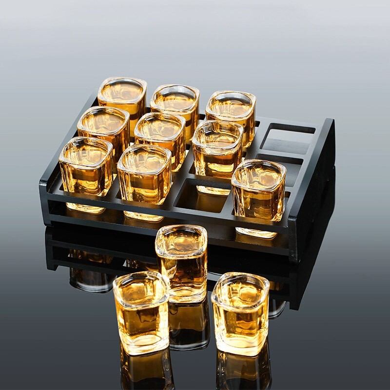 玻璃白酒杯套装6个烈酒杯12只装托盘家用洋酒杯小号一口杯二两杯