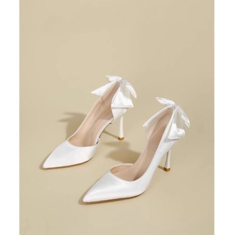 2025年新款法式高跟鞋女细跟绸缎白色浅口婚鞋高级感主婚纱新娘鞋