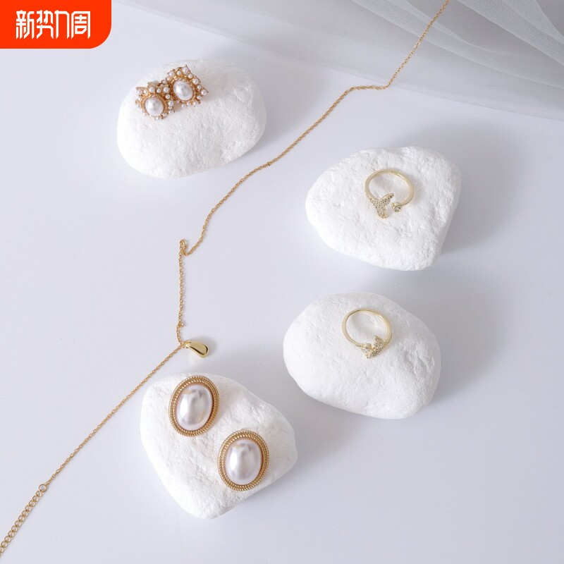 白色创意小摆件戒指展示陈列耳环展示架首饰托盘饰品拍摄拍照道具