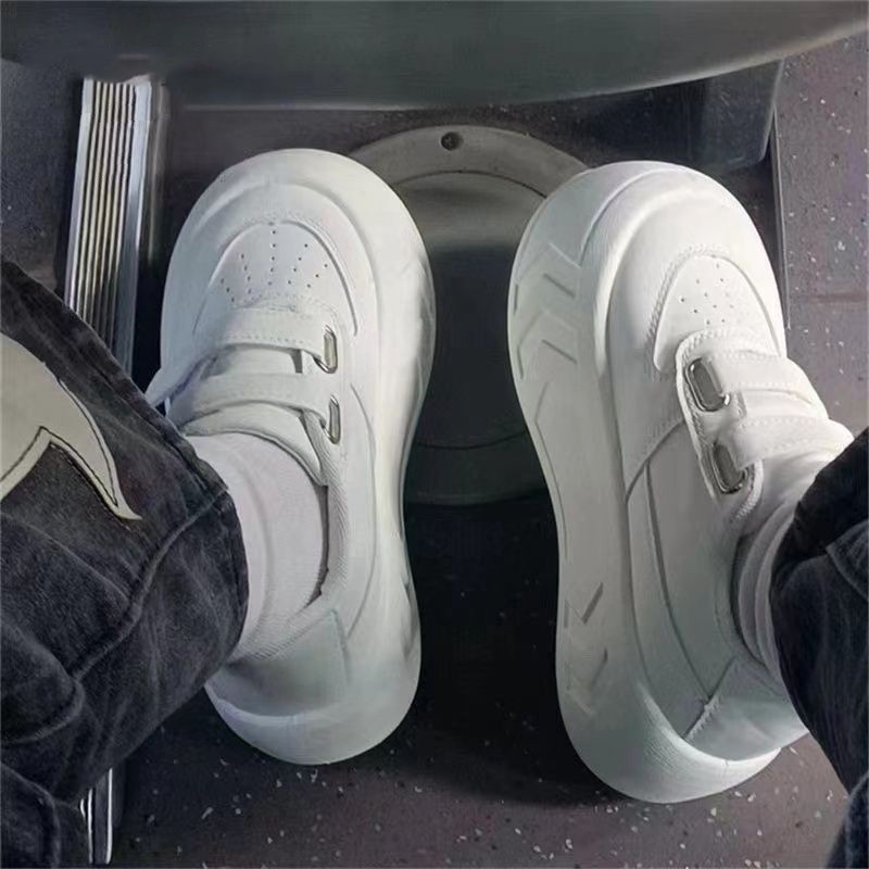 品牌断码韩版内增高面包鞋女2024年秋季休闲鞋魔术贴厚底小白鞋松