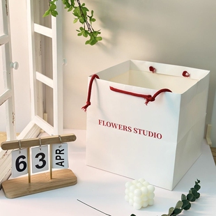 网红鲜花手提袋礼品袋包装批发伴手礼正方形礼物礼袋