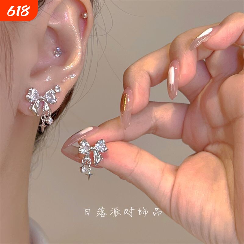 星芒蝴蝶结锆石耳夹女小众设计时尚耳饰气质百搭无耳洞蚊香盘耳夹