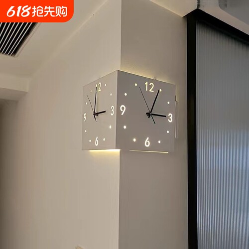 2025新款现代挂墙挂表客厅拐角双面挂钟家用转角时钟静音钟表两面