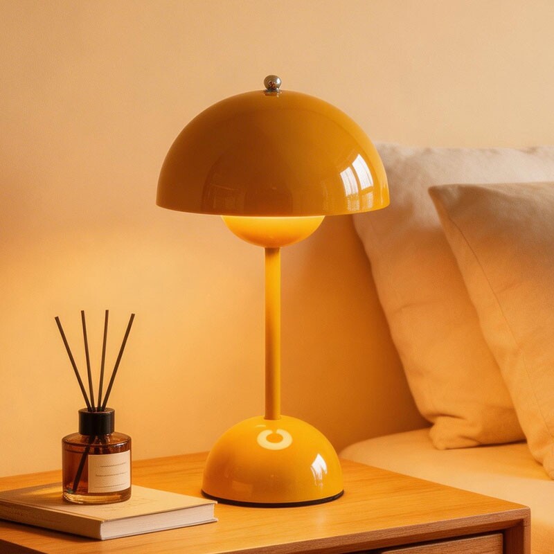 丹麦设计触摸复刻花苞台灯充电卧室氛围灯北欧温馨创意礼品灯客厅