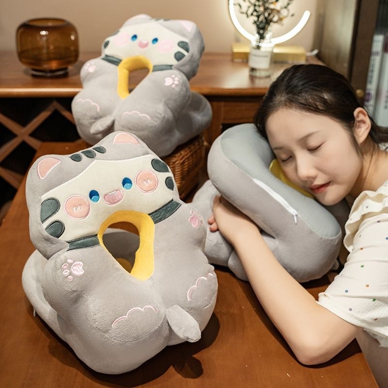 卡皮巴拉水豚小学生午睡枕趴睡枕办公室午休抱枕女生睡觉儿童
