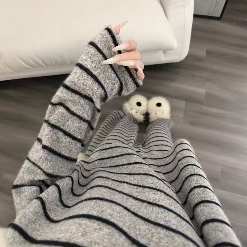 韩版德绒睡衣女秋冬季新款舒适条纹磨毛保暖宽松可外穿家居服套装