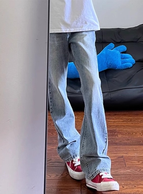 大男童浅蓝色弯刀牛仔裤男款美式高街裤子直筒显腿长显瘦微喇裤