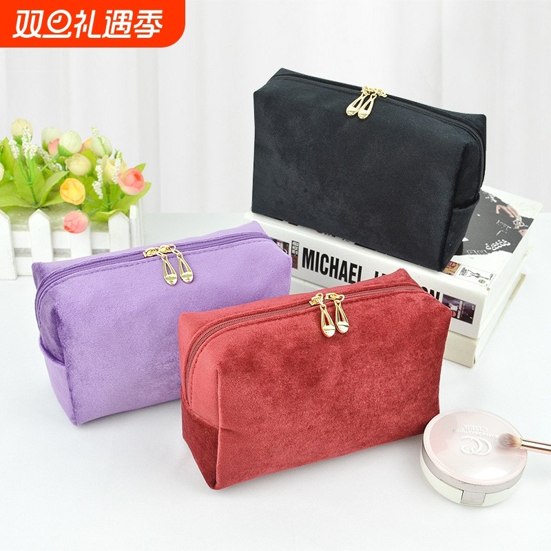 新款时尚女毛绒小号手拿化妆包 高颜值多功能式化妆品收纳包
