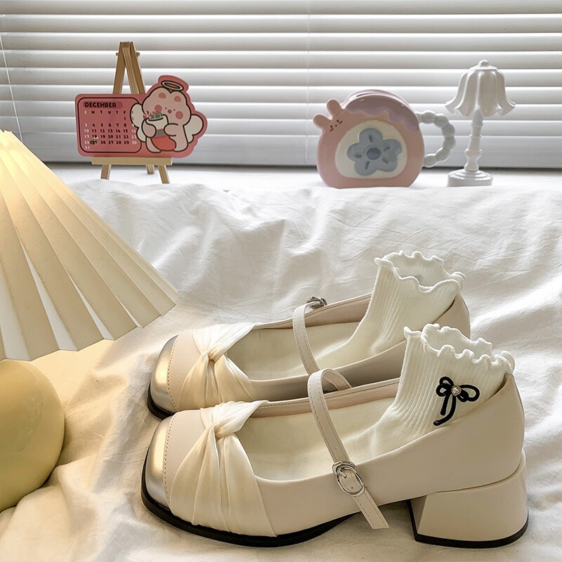 温柔仙女风浅口高跟鞋女2025春夏新款法式粗跟配裙子玛丽珍小皮鞋
