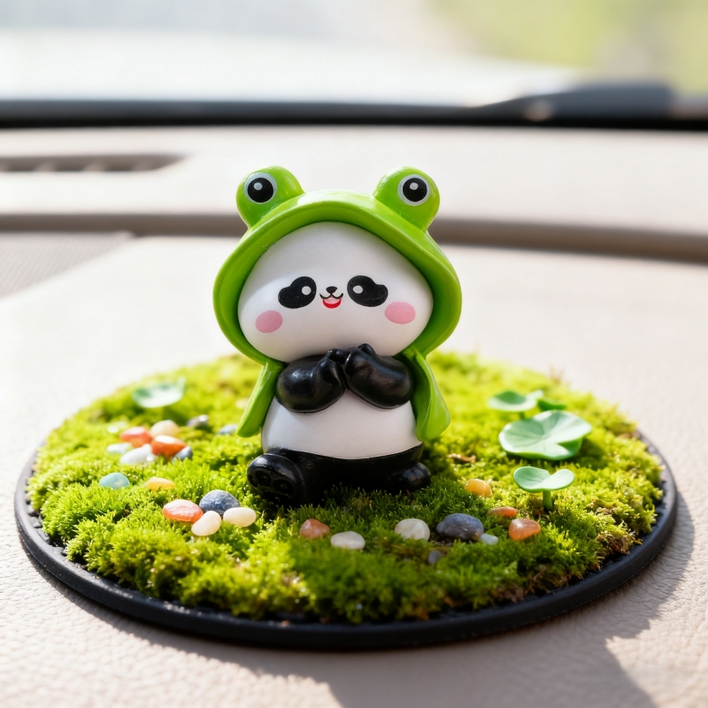 中控屏趴趴摆件有趣的车饰熊猫玩偶公仔车载稀奇古怪可爱装饰用品