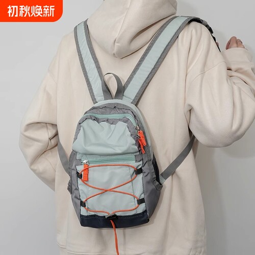 旅行户外双肩包女轻便登山包爬山