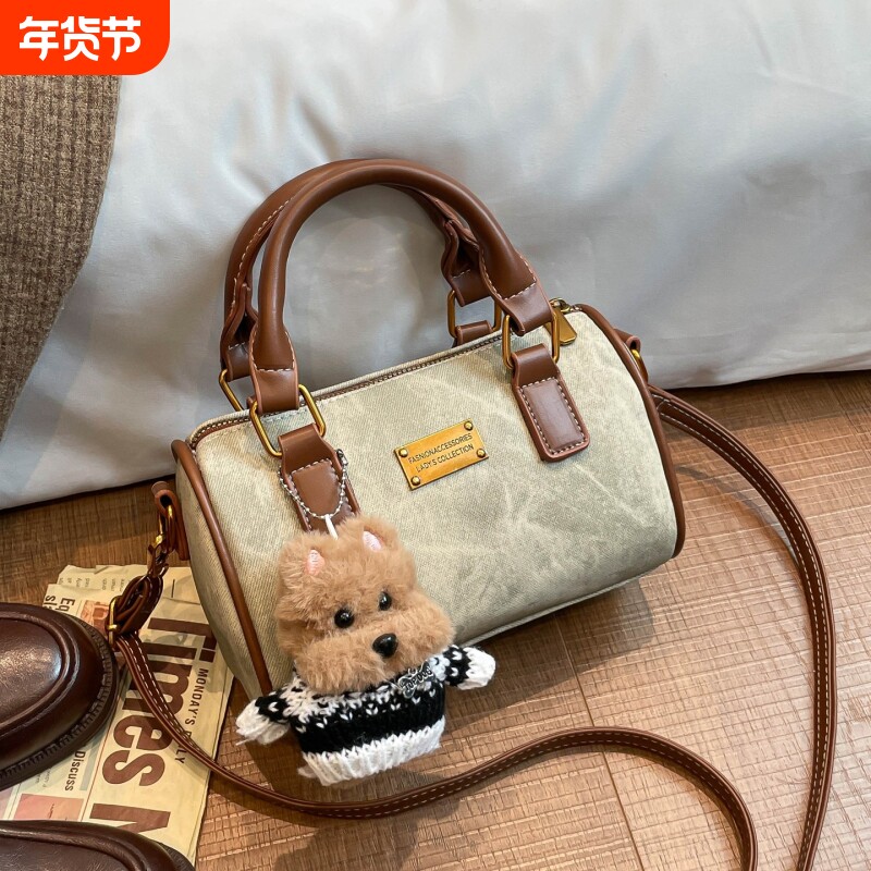 2026新款小众设计包包女高级感豹纹女包百搭链条斜挎包洋气小方包