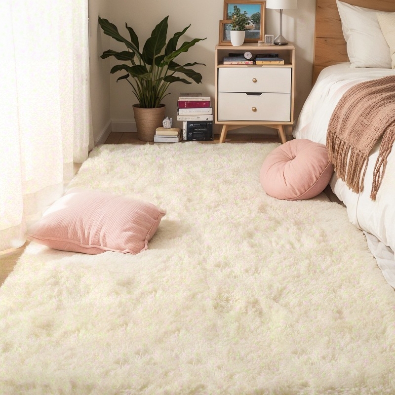 长绒卧室床边地毯少女