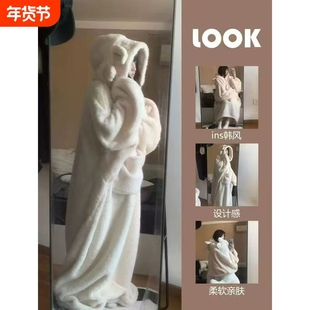 少女可爱连帽珊瑚绒睡衣女冬款2025新款加厚毛绒睡袍家居睡裙冬天