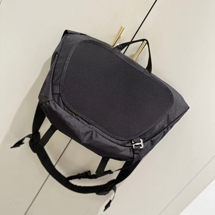 鸟包鸡骨架Granville10L大容量翻盖单肩包斜挎包背包邮差包防水