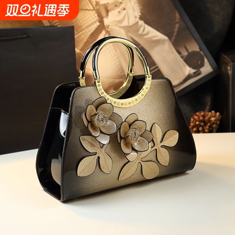 夏高级感真皮妈妈包2025新款大气中年女士包包手提包轻奢大容量