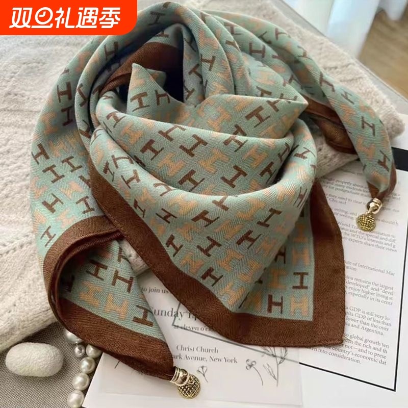 磁吸扣三角护颈防风围脖2025新款围巾女棉麻丝巾秋冬季高级感配饰