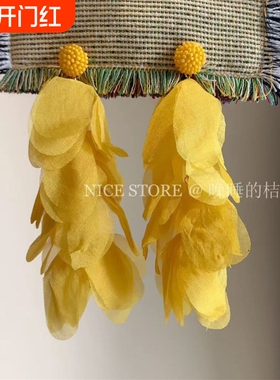 晚睡的桔梗黄色耳饰「碎金月」海边度假氛围耳环花瓣流苏夸张长款