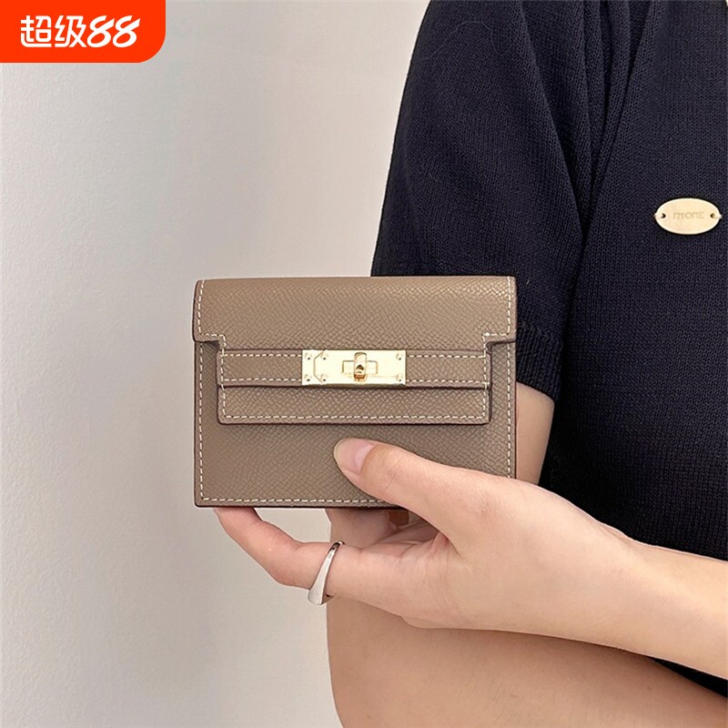 凯莉设计真皮小卡包女士2026新款驾驶证件收纳包女式大容量高级感图片