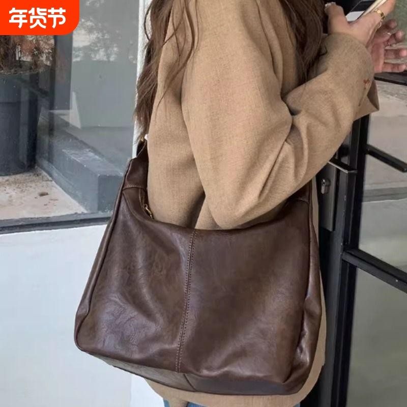 美拉德复古斜挎包包女包2026新款潮流韩版托特包百搭大容量单肩包