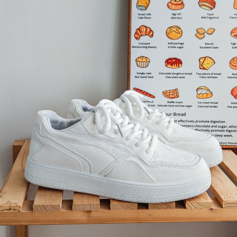 品牌断码厚底男鞋秋季新款百搭休闲运动低帮板鞋学生增高黑色软底