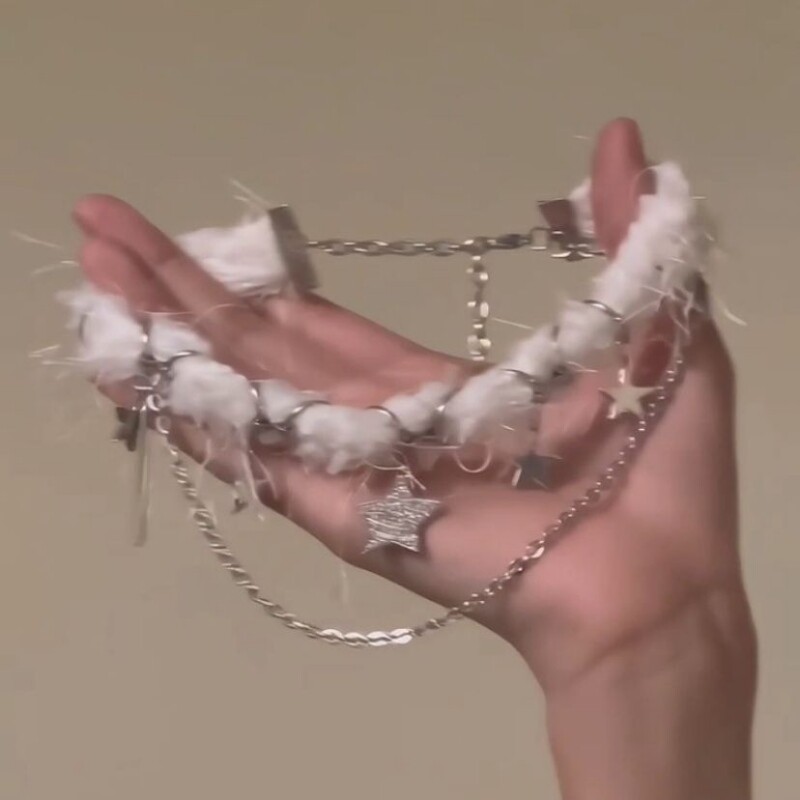 秋冬choker纯欲感毛绒流苏项链项圈小众锁骨链多层吊坠甜酷双层