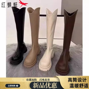 红蜻蜓厚底小个子V口长筒靴女2026秋冬款骑士靴加绒马丁靴白色