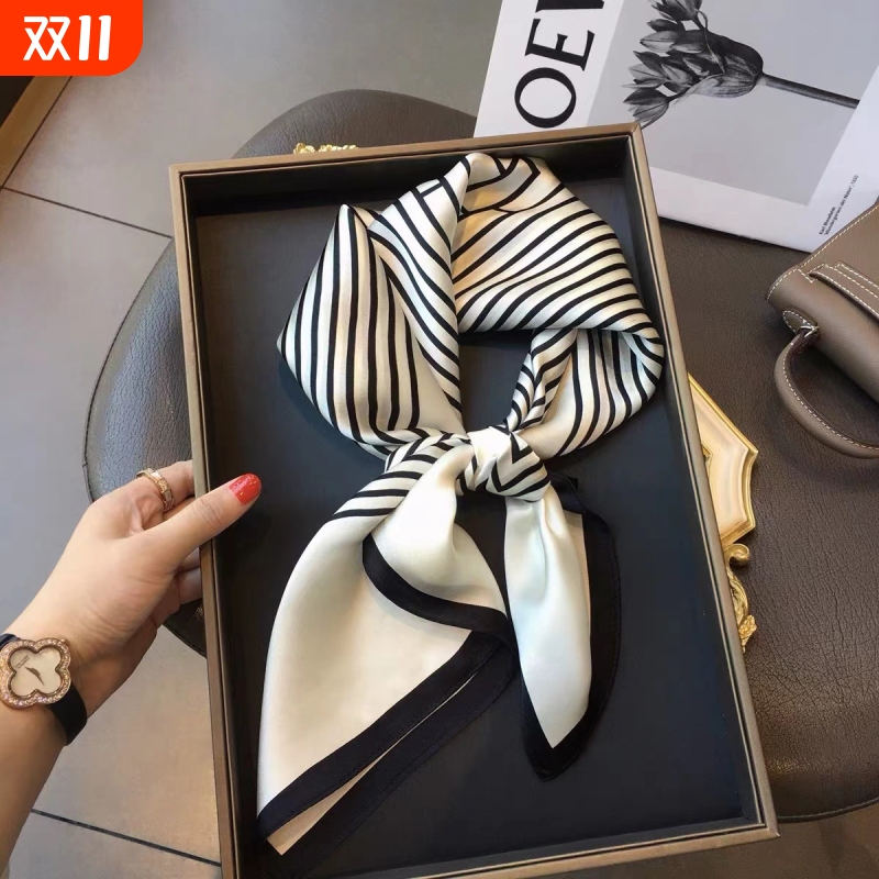防晒新款小方巾北欧简约条纹丝巾女时尚仿真丝围巾70cm领巾披肩