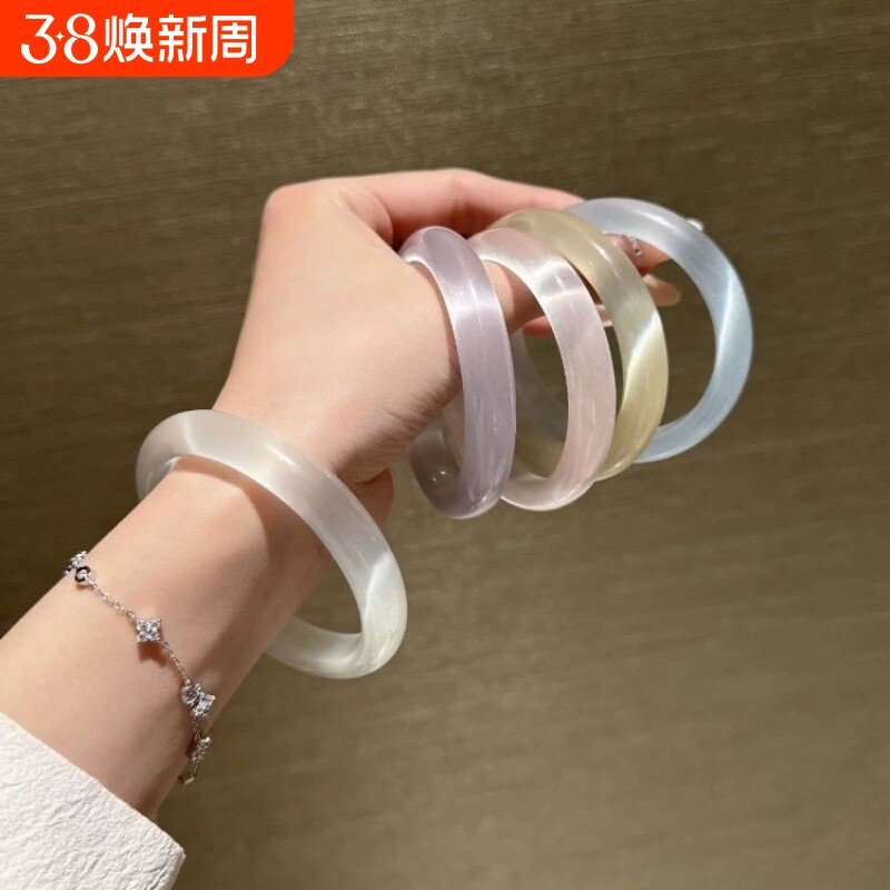 白色猫眼石玉镯白月光小众高级感白手镯玻璃高冰种女镯子紫罗兰