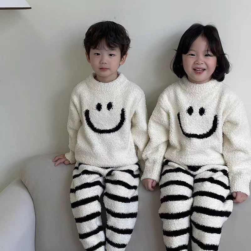 中大童亲子家居服套装儿童秋冬加厚舒适日常保暖贵妃绒睡衣两件套