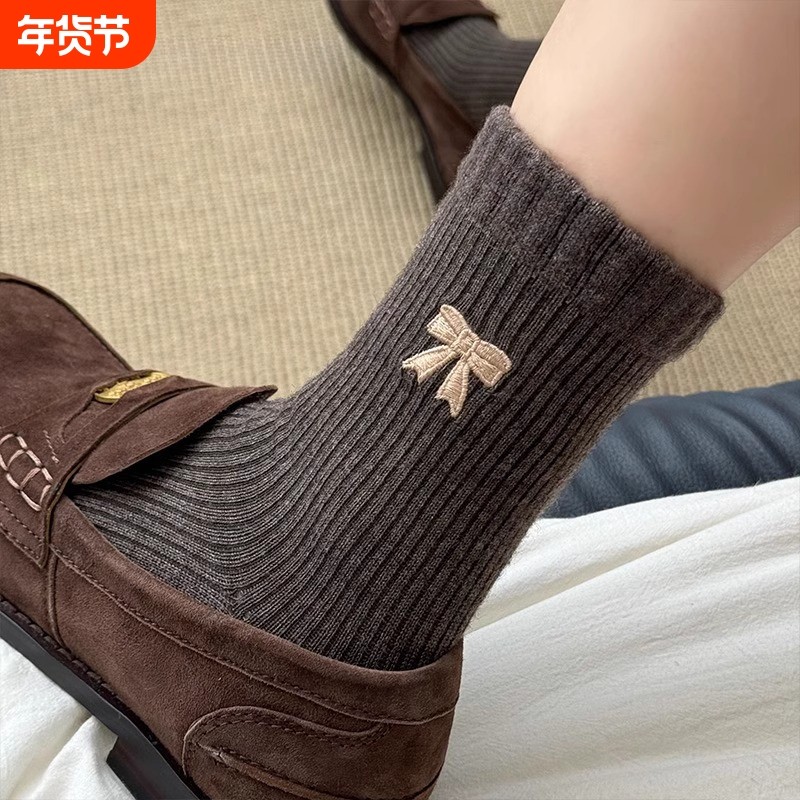 美拉德袜子女2025新款爆款秋冬季羊毛袜中筒袜咖色蝴蝶结保暖长袜,运动包/户外包/配件,运动袜,淘宝优惠券,粉丝福利购,淘宝优惠卷