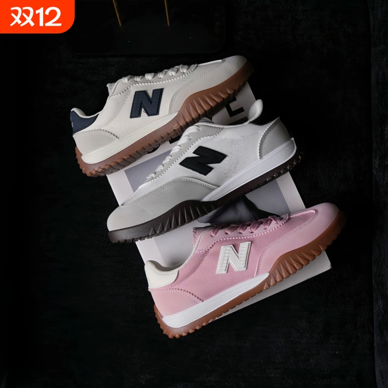 2025秋季新款情侣休闲板鞋