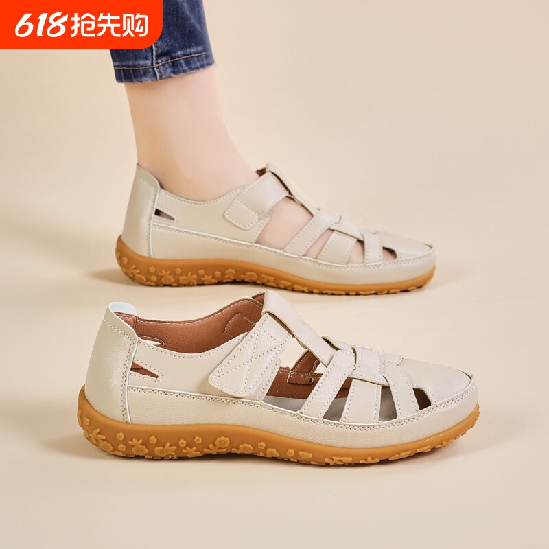 意尔康凉皮鞋女2026夏外穿包头罗马鞋一脚蹬软底妈妈凉鞋牛皮镂空