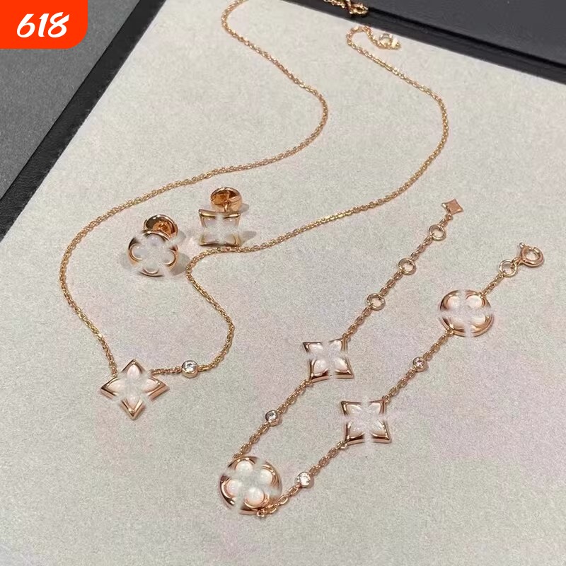 菱形贝母项链女厚镀18K四叶草花手链轻奢耳钉戒指饰品礼物闺蜜