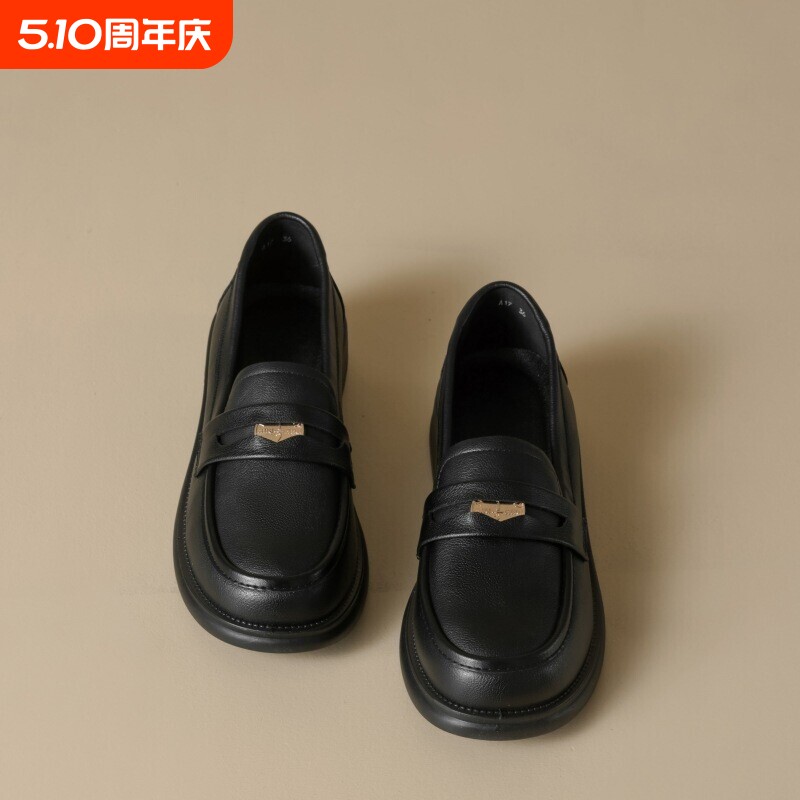 意尔康心选新款女鞋大小码粗跟中跟软底软面真皮深口乐福鞋百搭鞋