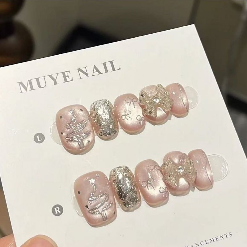 纯手工穿戴甲猫眼晶石美甲圣诞节圣诞树蝴蝶结穿戴甲手工美甲