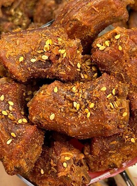 风干鸭脖食品解馋小零食手撕肉零食戴你飞鸭脖肉质耐嚼鲜卤味批发