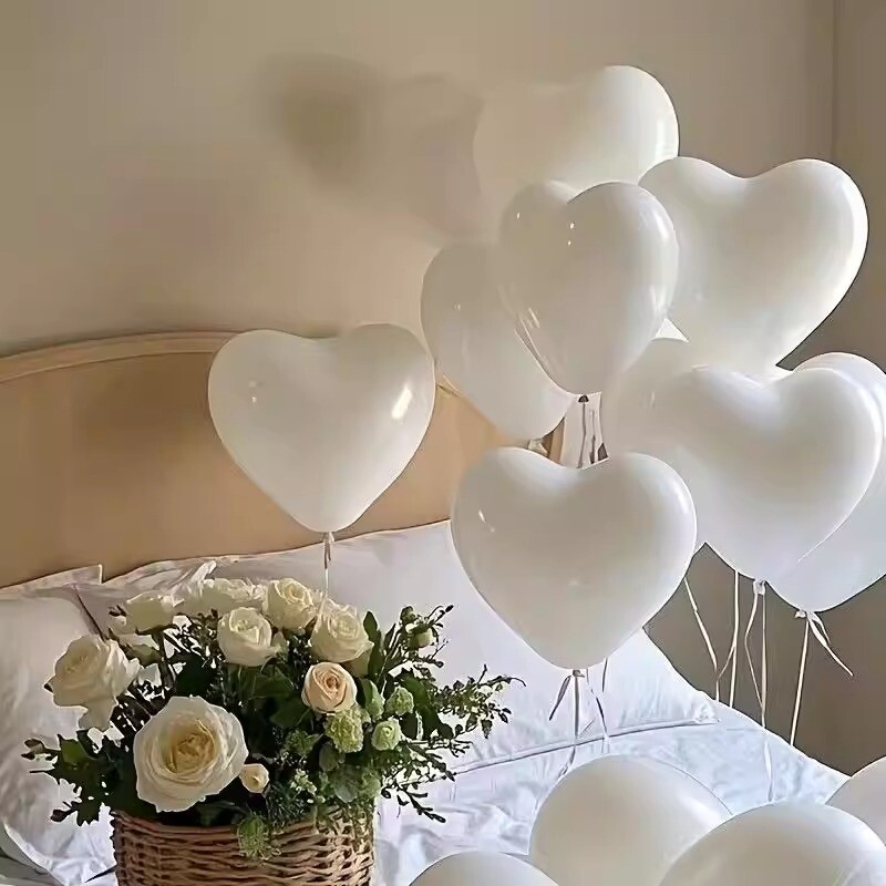 ins爱心乳胶气球生日布置订婚可飘空求婚表白拍摄结婚拍照装饰